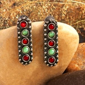 EARRING